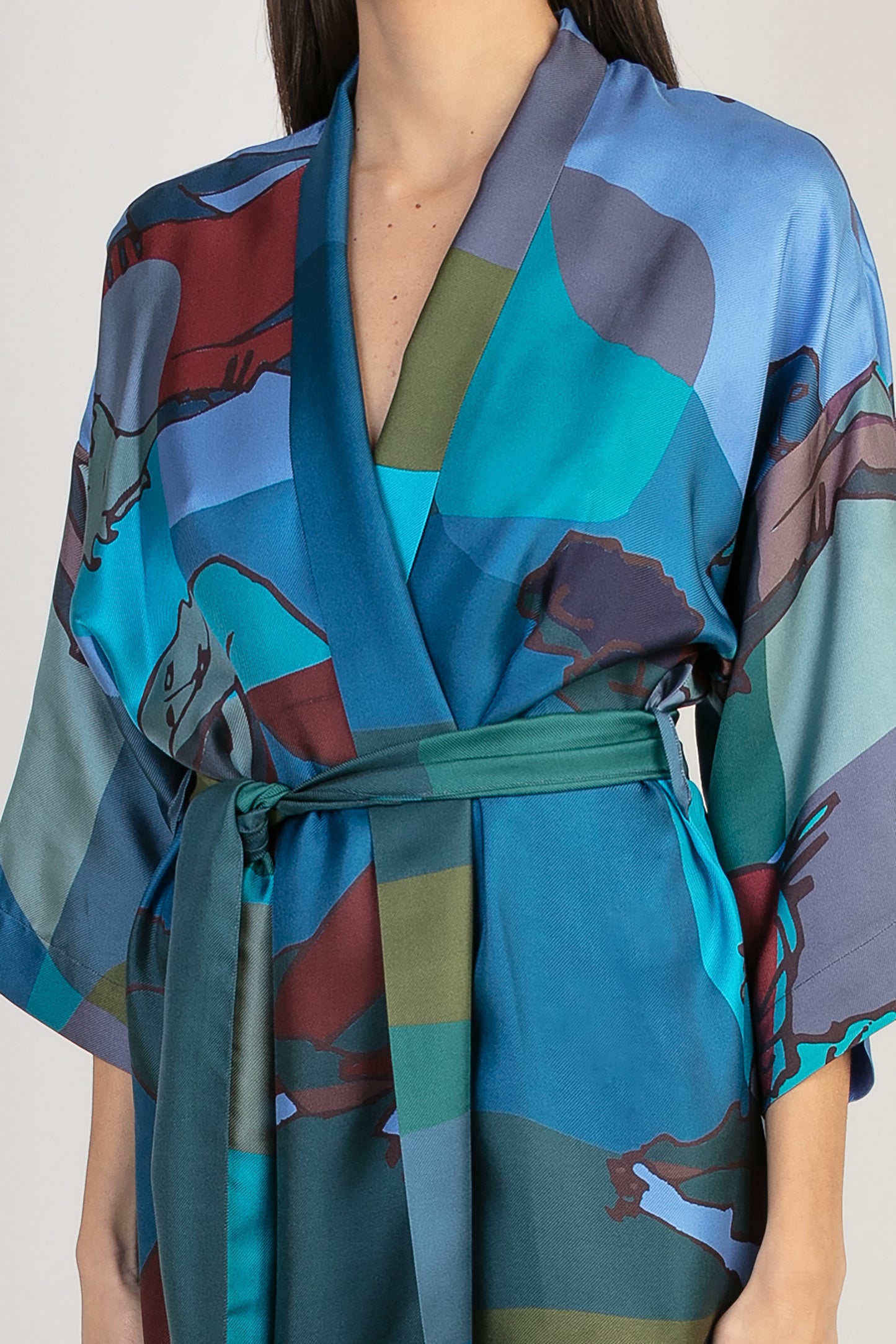 AMORE KIMONO