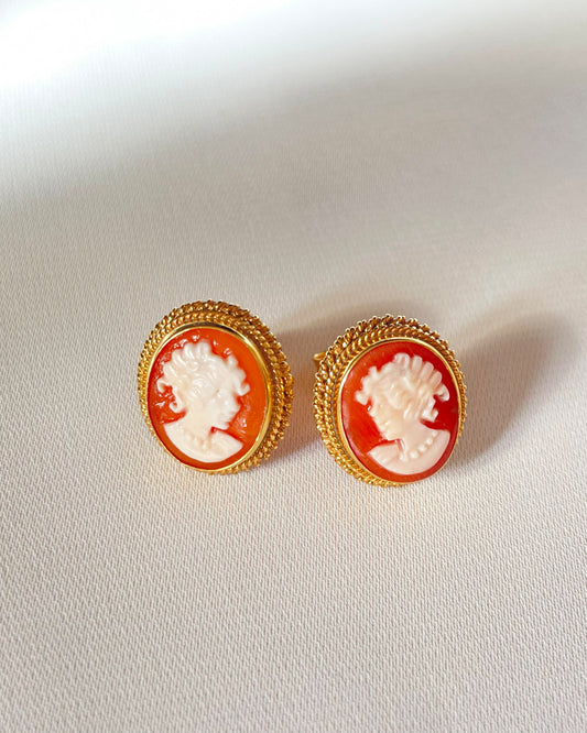 CLASSIC CAMEO EARRING - GOLD