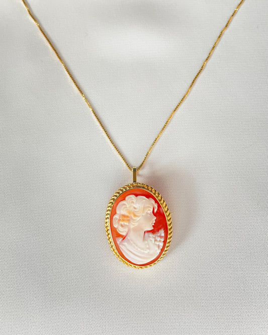 CLASSIC CAMEO NECKLACE - GOLD