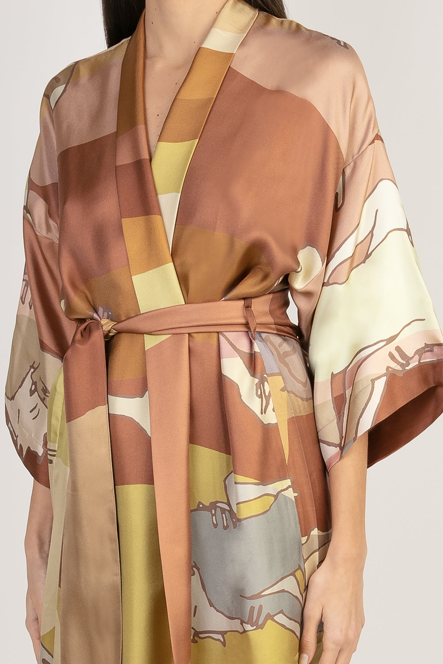 AMORE KIMONO