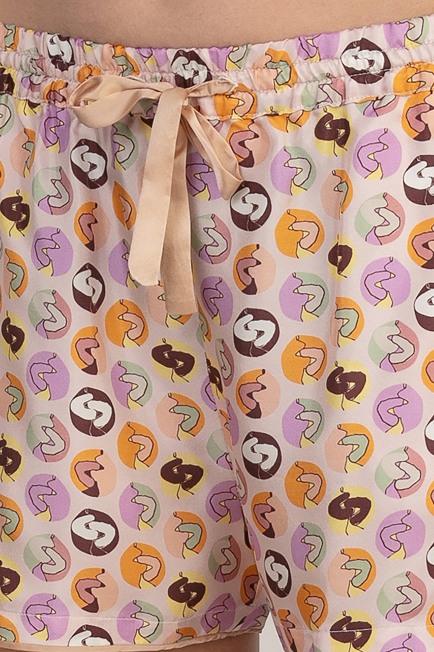 BACIO PANTALONCINI